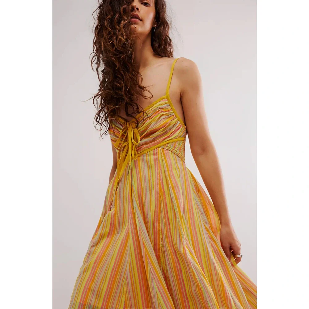 yellow sunflower dress 60s Chic Hi-Lo Whitney Pearl Embellished Gown Summer of Color Size:T3 Size Guide